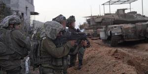 مدرعات
      ودبابات
      جيش
      الاحتلال
      تنسحب
      من
      المناطق
      السكنية
      في
      غزة