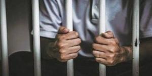 حبس
      المتهمين
      باختطاف
      طالب
      بسبب
      خلافات
      مالية
      في
      شبرا