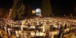 رغم
      إجراءات
      الاحتلال..
      35
      ألفًا
      يؤدون
      صلاتي
      العشاء
      والتراويح
      في
      المسجد
      الأقصى