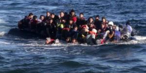 وتنقذ 38 مهاجرا.. إسبانيا تعثر على جثتين بقارب يحمل مهاجرين قبالة جزر الكنارى
