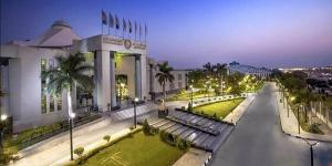 مجلس
      الوزراء
      يوافق
      على
      تعديل
      قرار
      بإنشاء
      مقر
      جديد
      لجامعة
      مصر
      للعلوم
      والتكنولوجيا
      بمدينة
      طيبة
      بالأقصر
      وإضافة
      كلية
      "الطب
      البشري"