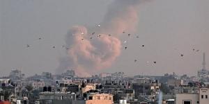 مدفعية
      جيش
      الاحتلال
      تقصف
      بلدة
      بيت
      لاهيا
      شمالي
      قطاع
      غزة