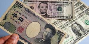 الين
      الياباني
      يتراجع
      لأدنى
      مستوياته
      في
      34
      عاماً
      أمام
      الدولار