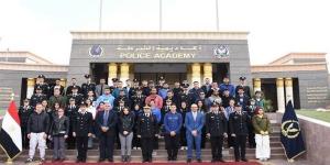 أكاديمية
      الشرطة
      تستقبل
      وفدًا
      من
      طلبة
      العربية
      للعلوم
      والتكنولوجيا
      والنقل
      البحري
      (صور)