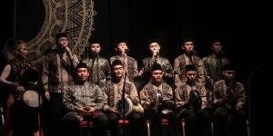 إندونيسيا
      تختتم
      الليالي
      الدولية
      للأوبرا
      على
      المسرح
      الصغير
      (صور)