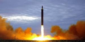 كوريا
      الشمالية
      تطلق
      صاروخًا
      باليستيًا
      باتجاه
      بحر
      اليابان