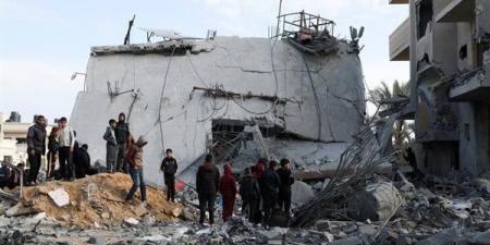 بعد
      مجزرة
      الفجر،
      حصيلة
      شهداء
      غزة
      تتجاوز
      30
      ألف
      شخصا
      معظمهم
      أطفال
      ونساء
      وكبار
      السن