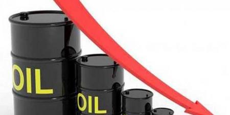 أسعار
      النفط
      الأمريكي
      تنخفض
      أكثر
      من
      3%