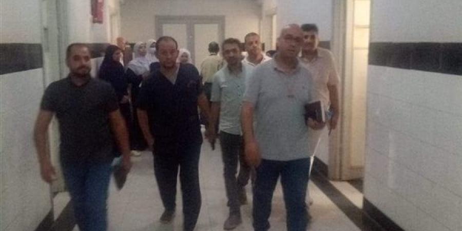 وكيل
      الوزارة
      يتفقد
      التجهيزات
      النهائية
      للتشغيل
      الكامل
      لمستشفى
      نجع
      حمادي