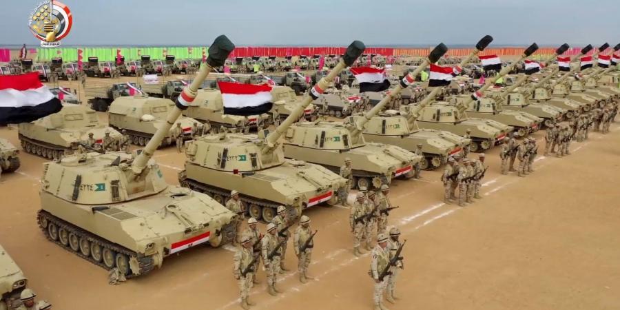 صفقة
      سلاح
      للجيش
      المصري
      تثير
      قلق
      إسرائيل
      ..
      مصر
      تزداد
      قوة