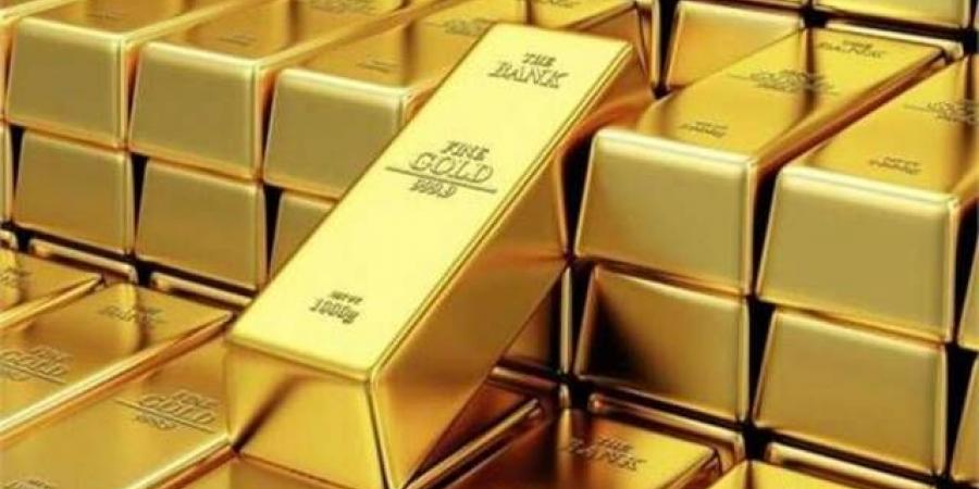 الذهب
      يقترب
      من
      أدنى
      مستوياته
      في
      شهرين