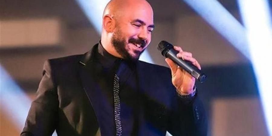 محمود
      العسيلي
      يستعد
      لطرح
      أغنية
      "عيني"