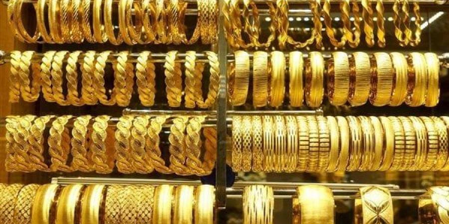 أخبار
      الاقتصاد
      اليوم:
      تراجع
      جديد
      في
      أسعار
      الذهب..
      ووكالة
      فيتش
      تشيد
      بمشروع
      رأس
      الحكمة