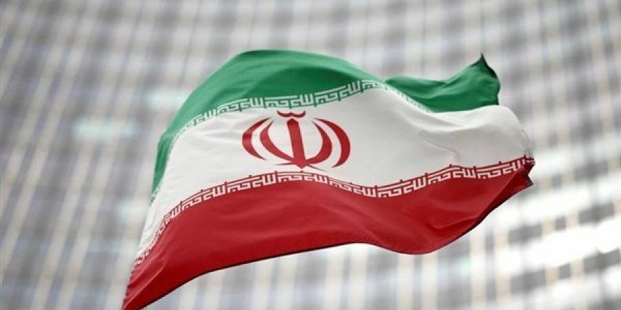 نتائج
      أولية..
      تراجع
      كبير
      في
      مقاعد
      النساء
      بالبرلمان
      الإيراني