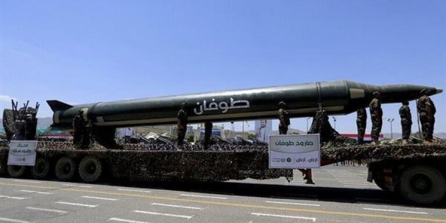 مفاجآت
      الوعد
      الإلهي،
      الحوثيون
      ينفذون
      تجربة
      ناجحة
      لصاروخ
      فرط
      صوتي