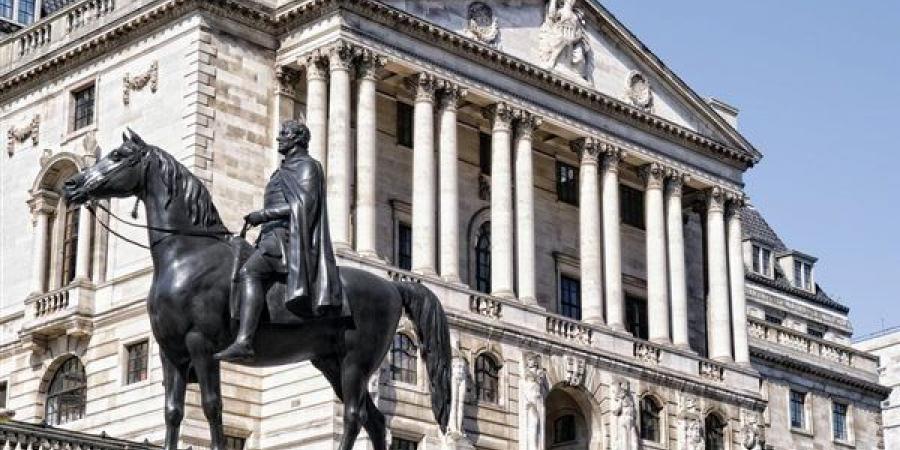 بعد
      تثبيت
      الفائدة، بنك
      إنجلترا:
      التضخم
      يسير
      بالاتجاه
      الصحيح