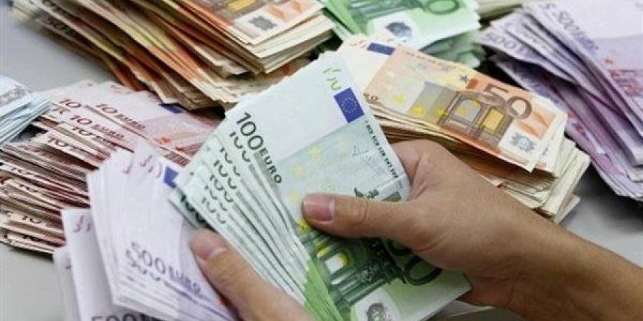 سعر
      اليورو
      مقابل
      الجنيه
      المصري
      بالبنك
      المركزي
      مساء
      اليوم
      السبت
      30-3-2024