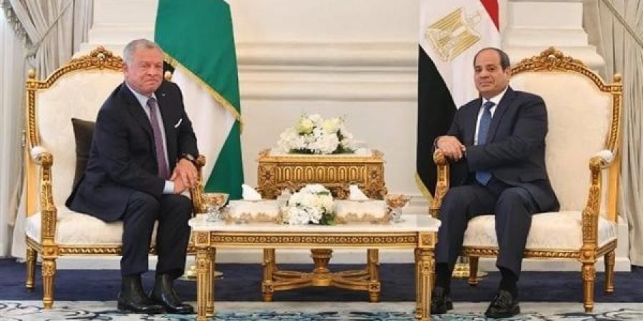 الرئيس
      السيسي
      وملك
      الأردن
      يرفضان
      أي
      محاولات
      لتهجير
      الفلسطينيين
      ويحذران
      من
      خطورة
      أي
      عملية
      عسكرية
      في
      رفح