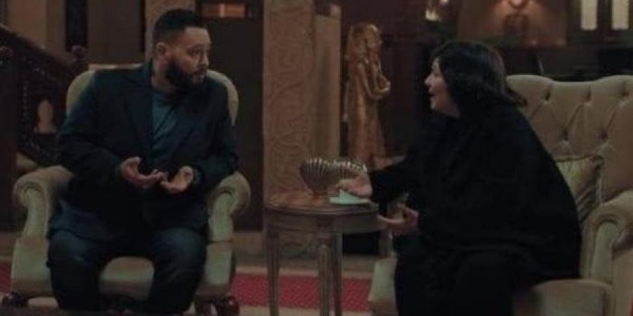 عايدة
      رياض
      تعترف
      بقتل
      عبد
      الحميد
      بالحلقة
      الـ
      26
      من
      مسلسل
      بيت
      الرفاعي