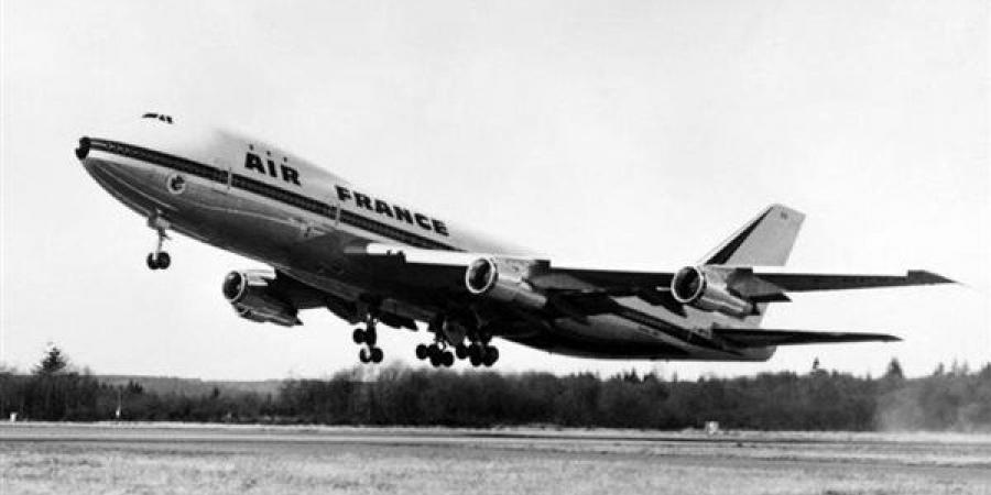 "زي
      النهارده"
      من
      57
      سنة،
      إقلاع
      أول
      طائرة
      بوينج
      737
      في
      رحلة
      تجريبية